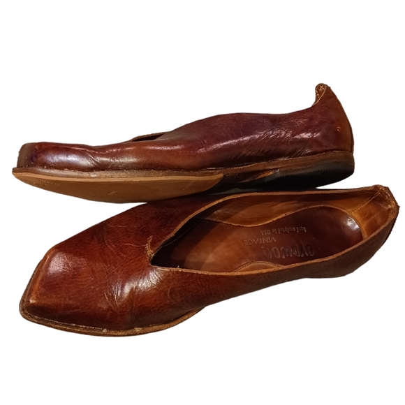 Cydwoq Shoes - Cydwoq Vintage Asymmetrical Unique Leather Handmade Fairycore Witchcore 36 FLAW